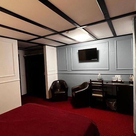 קאמפולונג מולדובנסק Royal Bucovina Residence Adults Only-Self Check-In מראה חיצוני תמונה