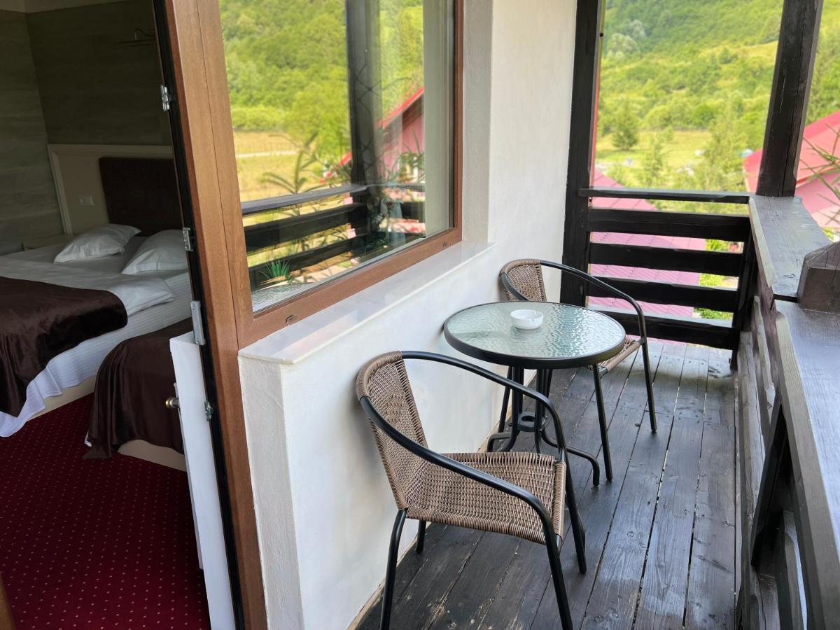 קאמפולונג מולדובנסק Royal Bucovina Residence Adults Only-Self Check-In מראה חיצוני תמונה
