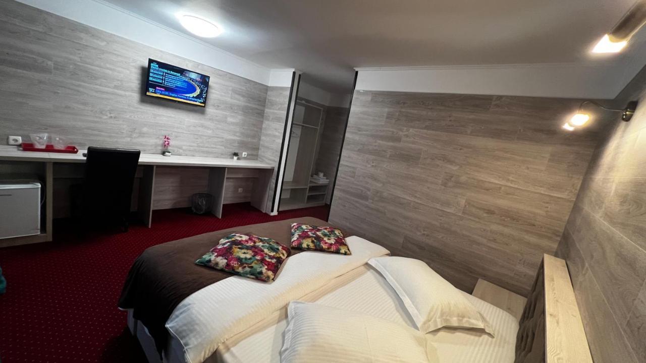 קאמפולונג מולדובנסק Royal Bucovina Residence Adults Only-Self Check-In מראה חיצוני תמונה