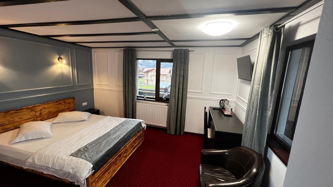 קאמפולונג מולדובנסק Royal Bucovina Residence Adults Only-Self Check-In מראה חיצוני תמונה