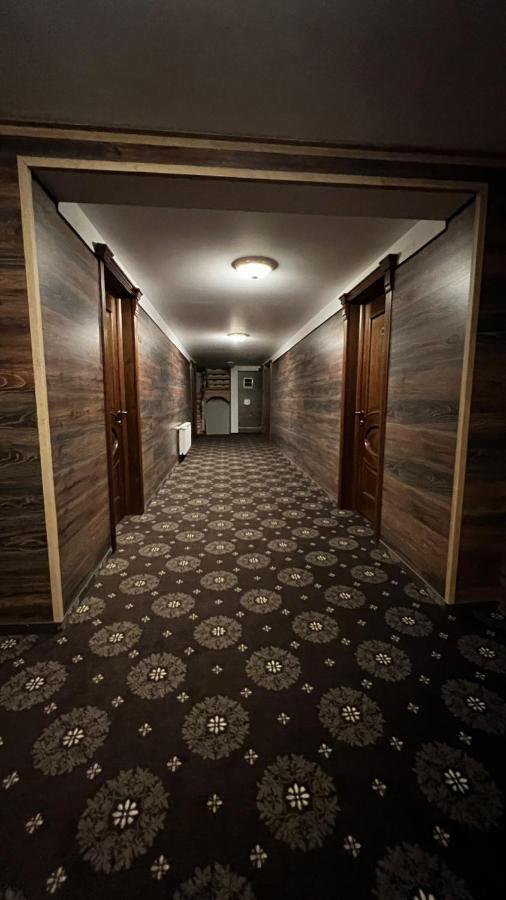 קאמפולונג מולדובנסק Royal Bucovina Residence Adults Only-Self Check-In מראה חיצוני תמונה